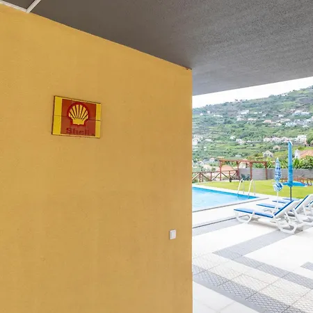 Shell House By Galmi Arco da Calheta (Madeira)