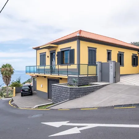 Villa Shell House By Galmi Arco da Calheta (Madeira)