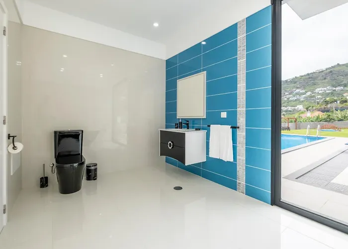 Vila Shell House By Galmi