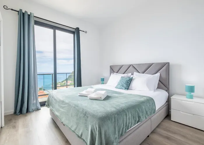 Villa Shell House By Galmi *