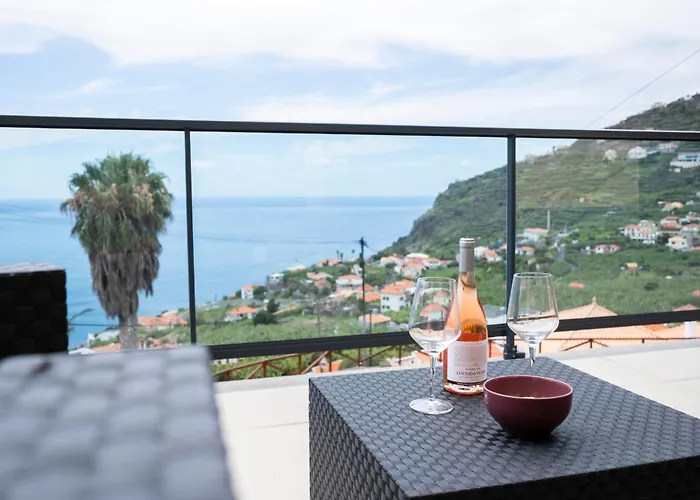 Shell House By Galmi Arco da Calheta (Madeira)