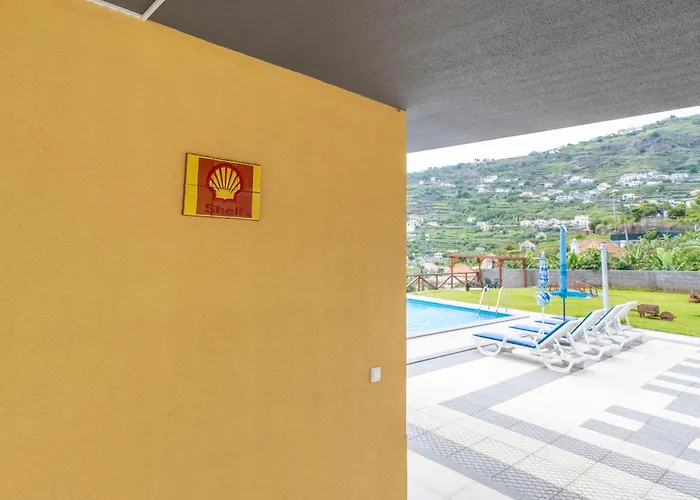 Shell House By Galmi Arco da Calheta (Madeira)